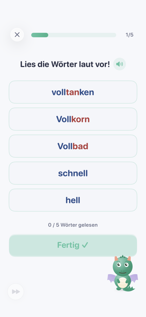App-Ansicht: Übung „Lies die Wörter laut vor“ mit farbig markierten Silben und Flo